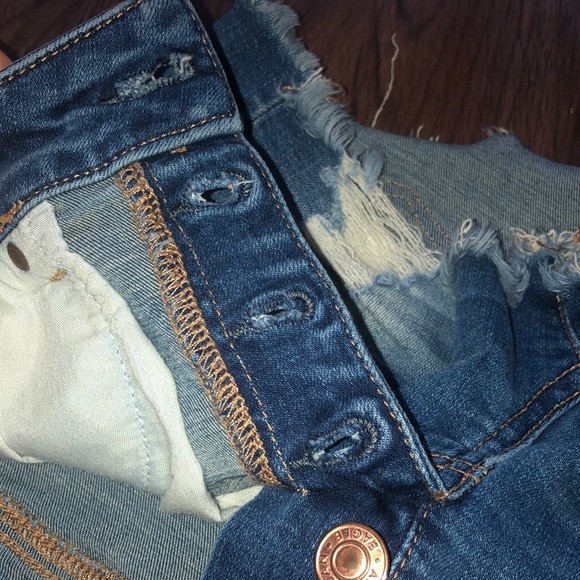 American Eagle Button Fly Distressed Denim Jean Shorts Frayed Hem Size 4    1010 - Picture 10 of 14